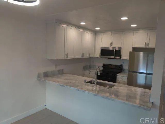 125 Candice Place, Vista, CA 92083