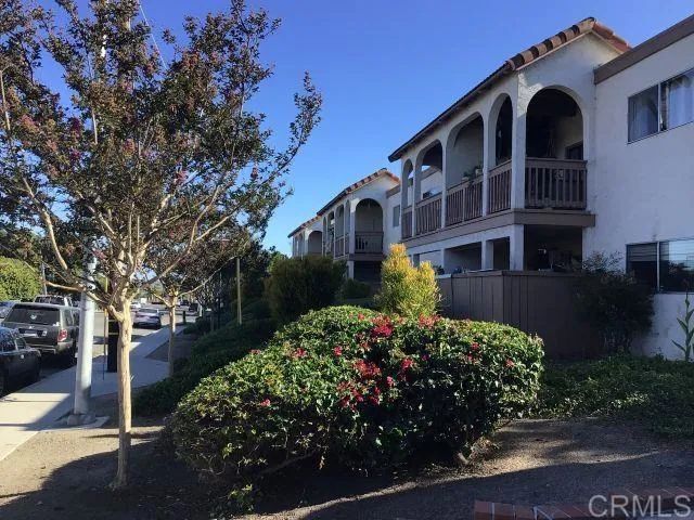 125 Candice Place, Vista, CA 92083