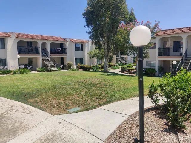 125 Candice Place, Vista, CA 92083
