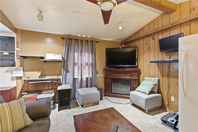 13 3rd St, Sharpsburg, PA 15215