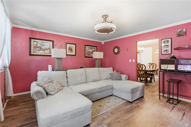 13 3rd St, Sharpsburg, PA 15215