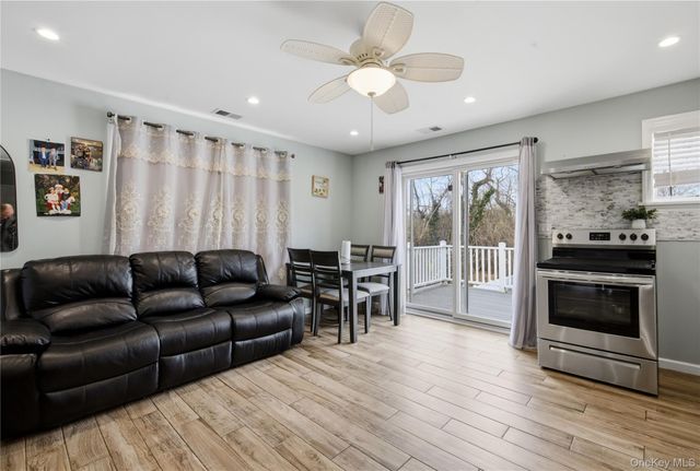 32 Landscape Drive, Wheatley Heights, NY 11798