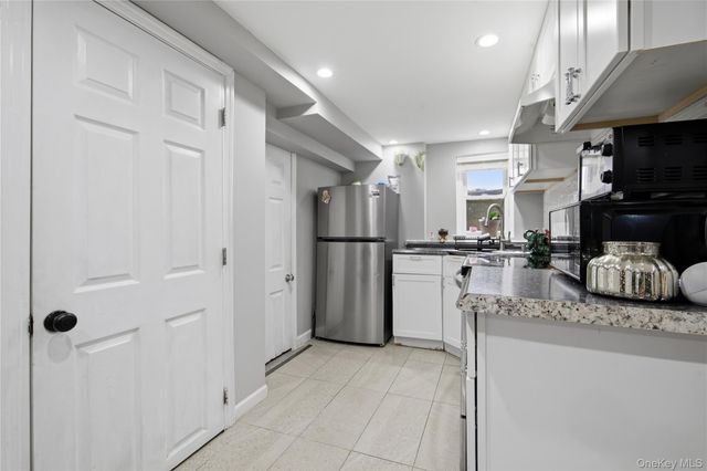 32 Landscape Drive, Wheatley Heights, NY 11798