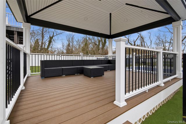 32 Landscape Drive, Wheatley Heights, NY 11798