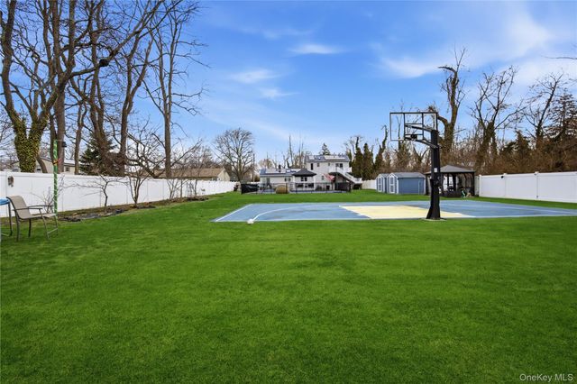 32 Landscape Drive, Wheatley Heights, NY 11798