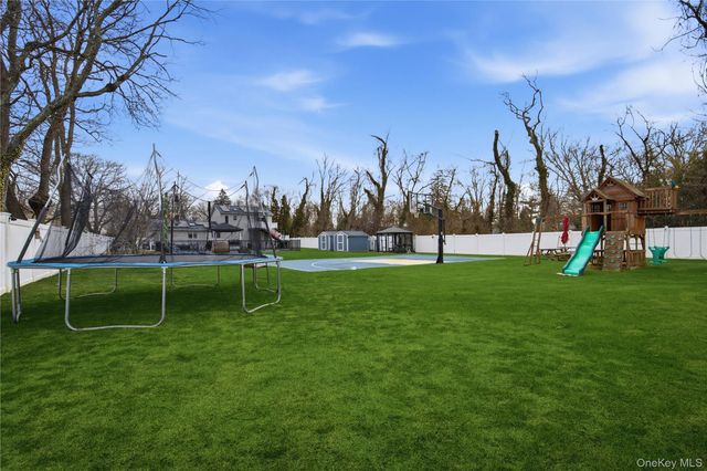 32 Landscape Drive, Wheatley Heights, NY 11798