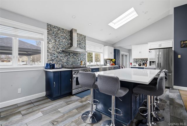 32 Landscape Drive, Wheatley Heights, NY 11798