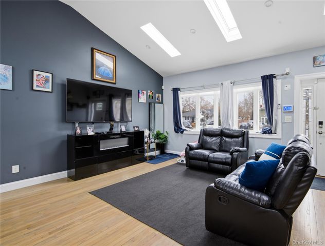 32 Landscape Drive, Wheatley Heights, NY 11798