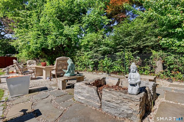 5 Caddy Road, Norwalk, CT 06851