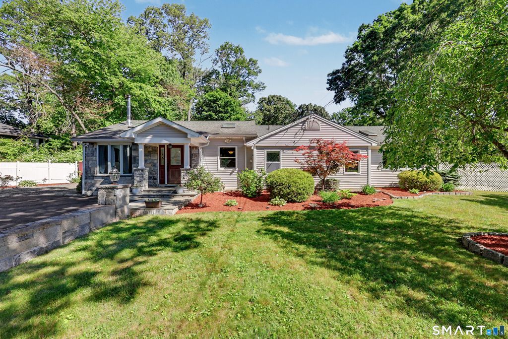 5 Caddy Road, Norwalk, CT 06851