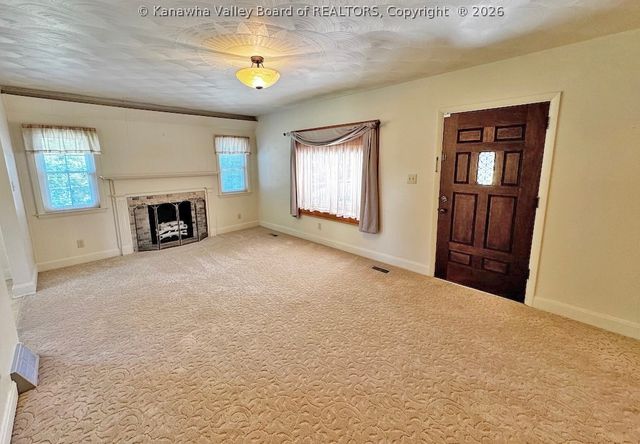 845 Sweet Acres Drive, St Albans, WV 25177