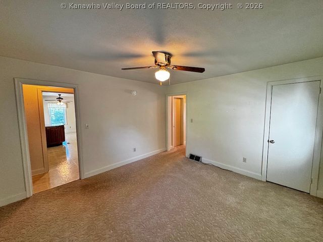845 Sweet Acres Drive, St Albans, WV 25177
