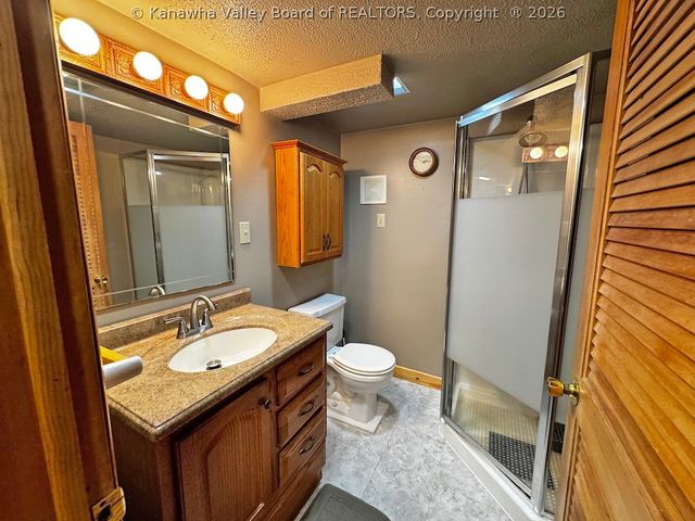 845 Sweet Acres Drive, St Albans, WV 25177
