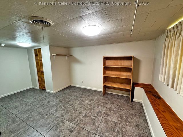 845 Sweet Acres Drive, St Albans, WV 25177