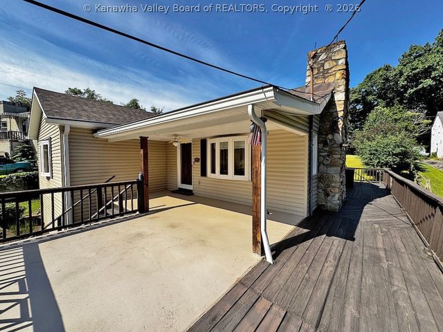 845 Sweet Acres Drive, St Albans, WV 25177