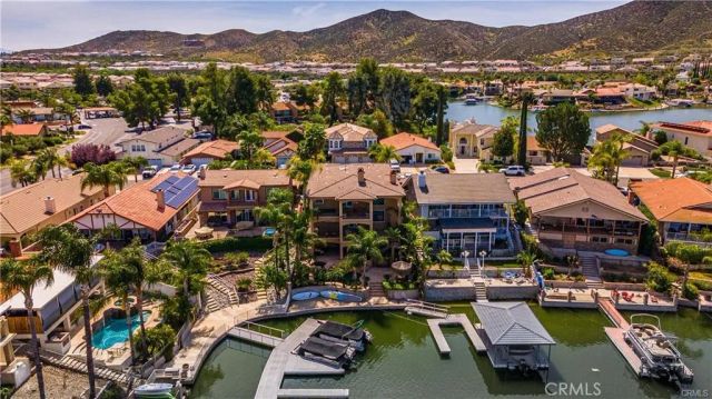 30295 Little Harbor Drive, Canyon Lake, CA 92587