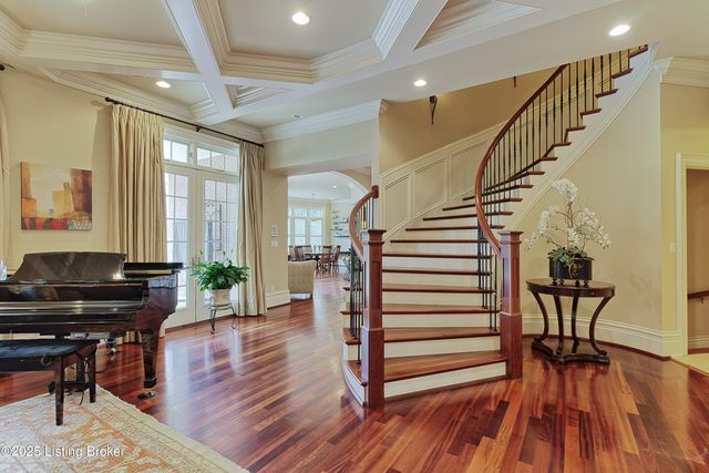203 Waterleaf Way, Louisville, KY 40207