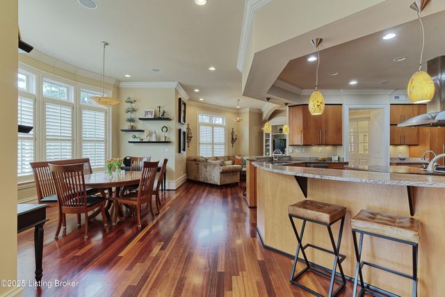203 Waterleaf Way, Louisville, KY 40207