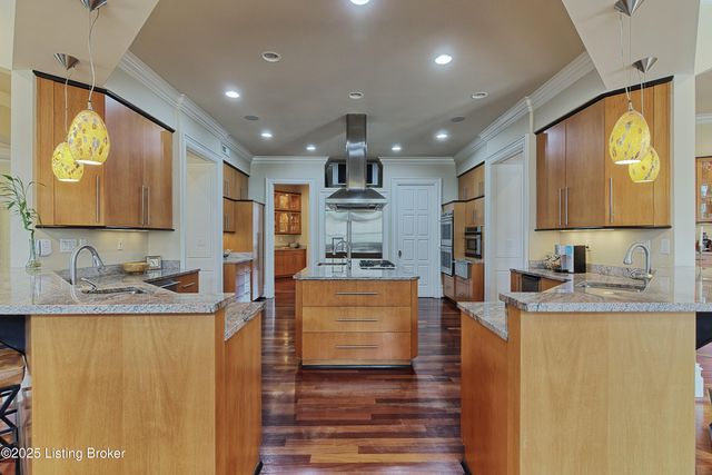203 Waterleaf Way, Louisville, KY 40207