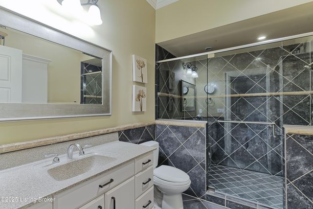 203 Waterleaf Way, Louisville, KY 40207