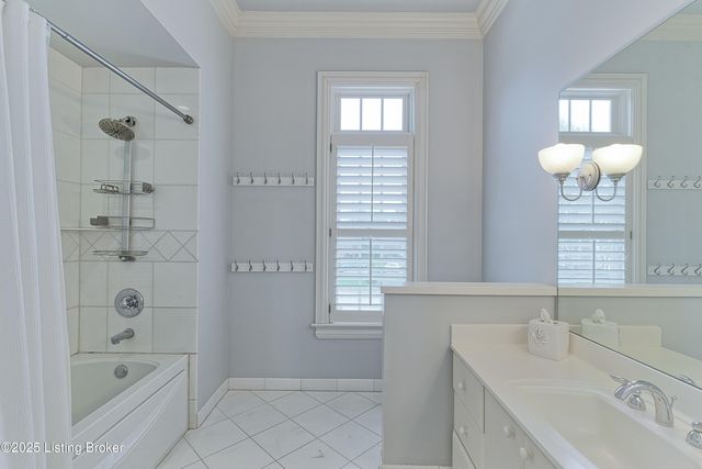 203 Waterleaf Way, Louisville, KY 40207
