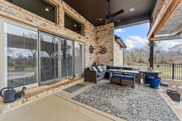 10931 Blue Sky Road, Farmington, AR 72730