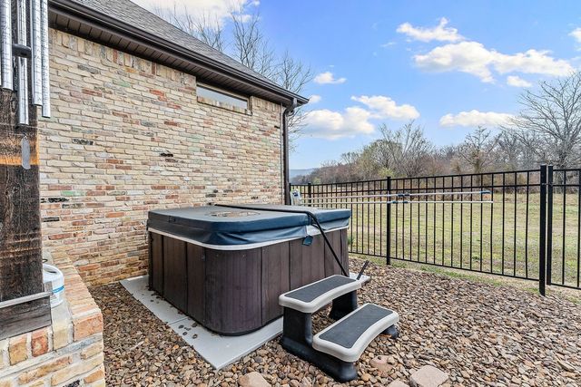 10931 Blue Sky Road, Farmington, AR 72730