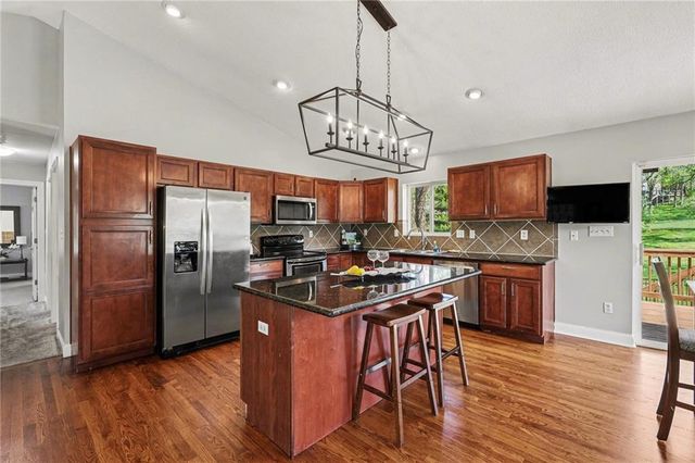 13720 W 83rd Street, Lenexa, KS 66215
