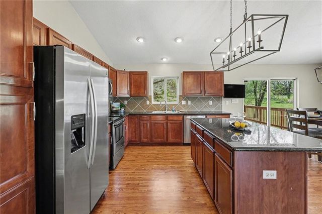 13720 W 83rd Street, Lenexa, KS 66215