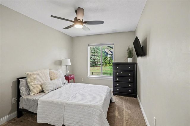 13720 W 83rd Street, Lenexa, KS 66215