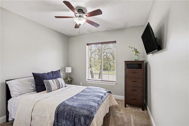 13720 W 83rd Street, Lenexa, KS 66215