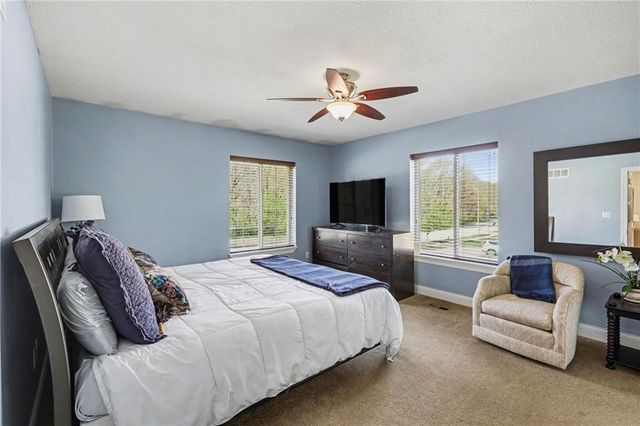 13720 W 83rd Street, Lenexa, KS 66215