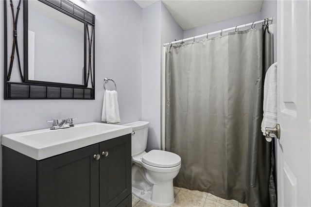 13720 W 83rd Street, Lenexa, KS 66215