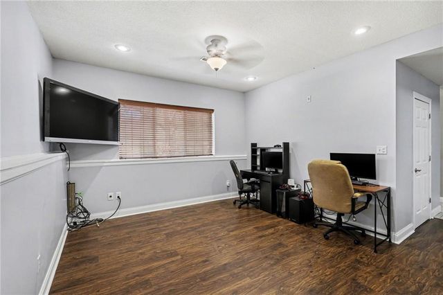 13720 W 83rd Street, Lenexa, KS 66215