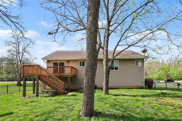 13720 W 83rd Street, Lenexa, KS 66215