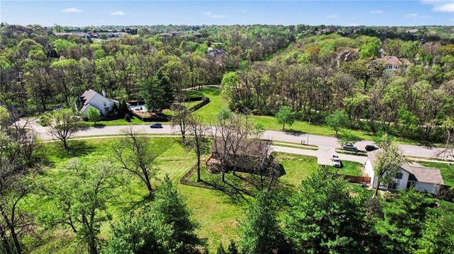 13720 W 83rd Street, Lenexa, KS 66215