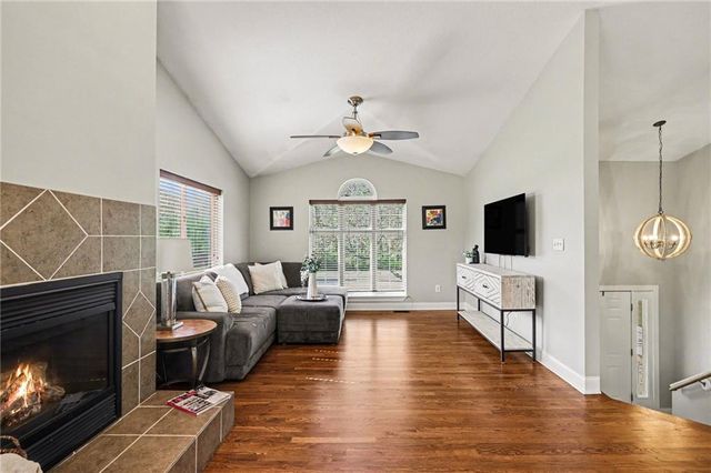 13720 W 83rd Street, Lenexa, KS 66215