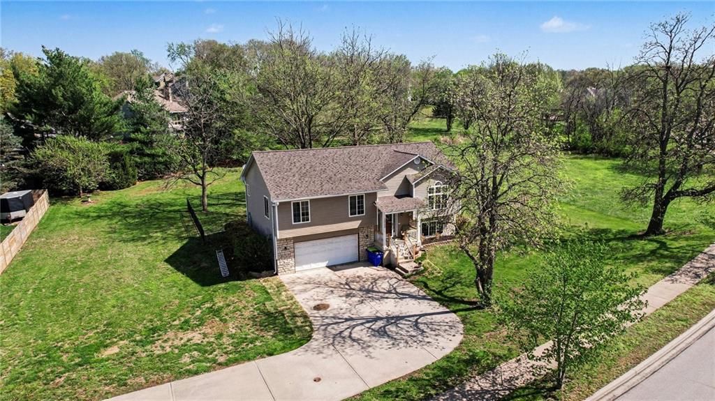 13720 W 83rd Street, Lenexa, KS 66215