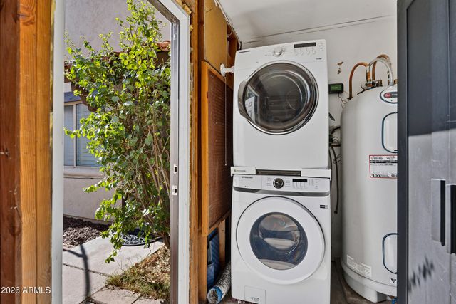 8017 E GLENROSA Avenue, Scottsdale, AZ 85251