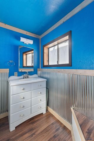 10 SW HILL, Newcastle, WY 82701