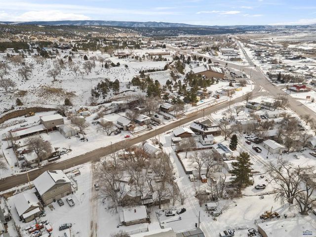 10 SW HILL, Newcastle, WY 82701