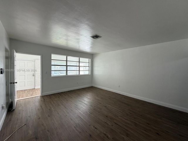 890 NW 55th Street 1, Miami, FL 33127