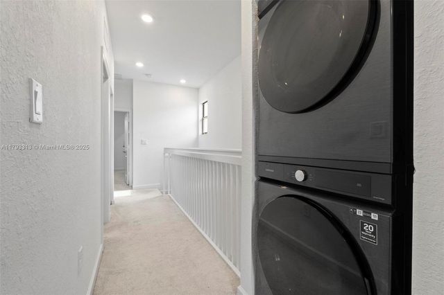 12901 SW 232nd Ln, Homestead, FL 33032