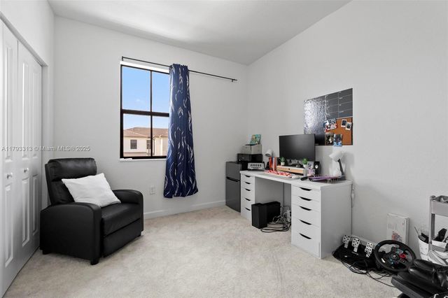 12901 SW 232nd Ln, Homestead, FL 33032