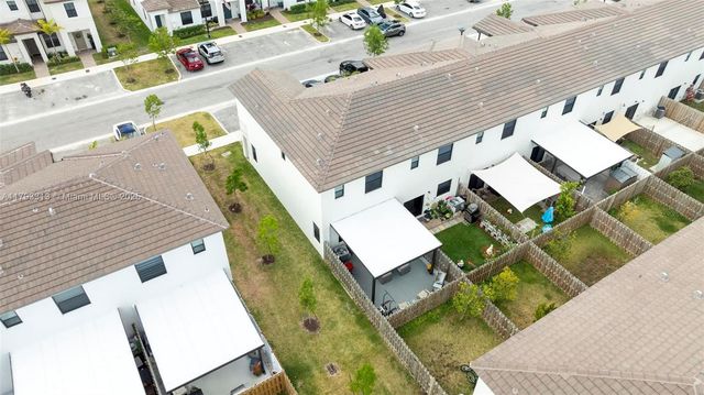 12901 SW 232nd Ln, Homestead, FL 33032