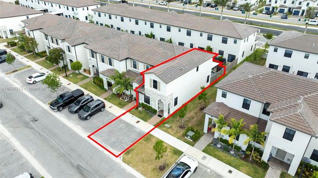 12901 SW 232nd Ln, Homestead, FL 33032