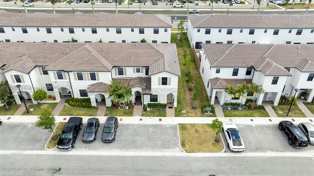 12901 SW 232nd Ln, Homestead, FL 33032