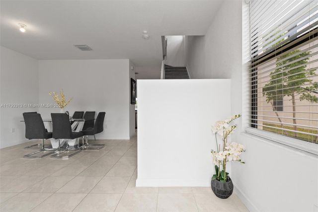 12901 SW 232nd Ln, Homestead, FL 33032