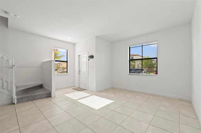 12901 SW 232nd Ln, Homestead, FL 33032