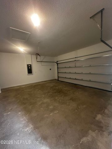 19 ORIOLE Road, Palm Coast, FL 32164